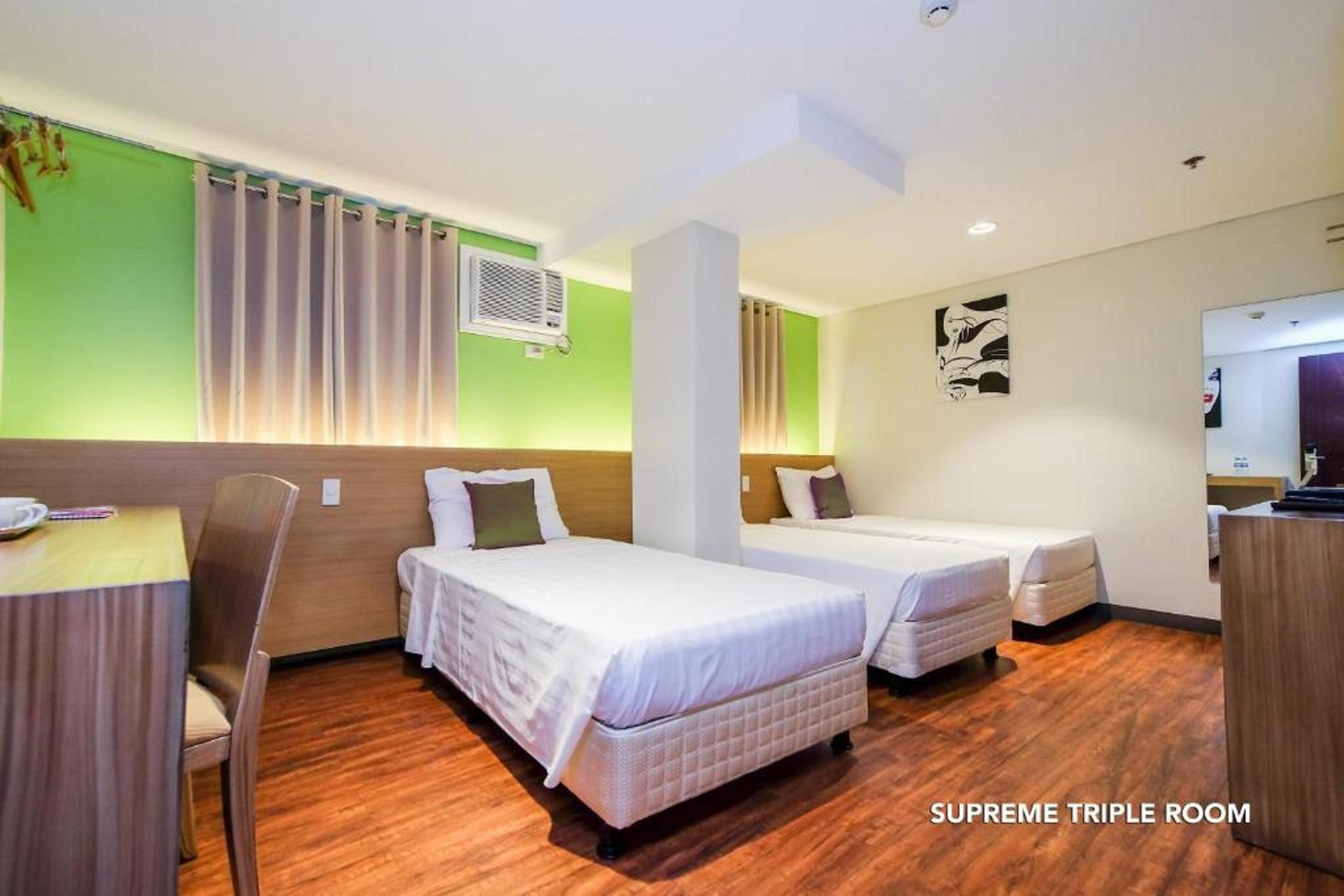 Myspace Hotel @Bgc Pasig City Exterior photo