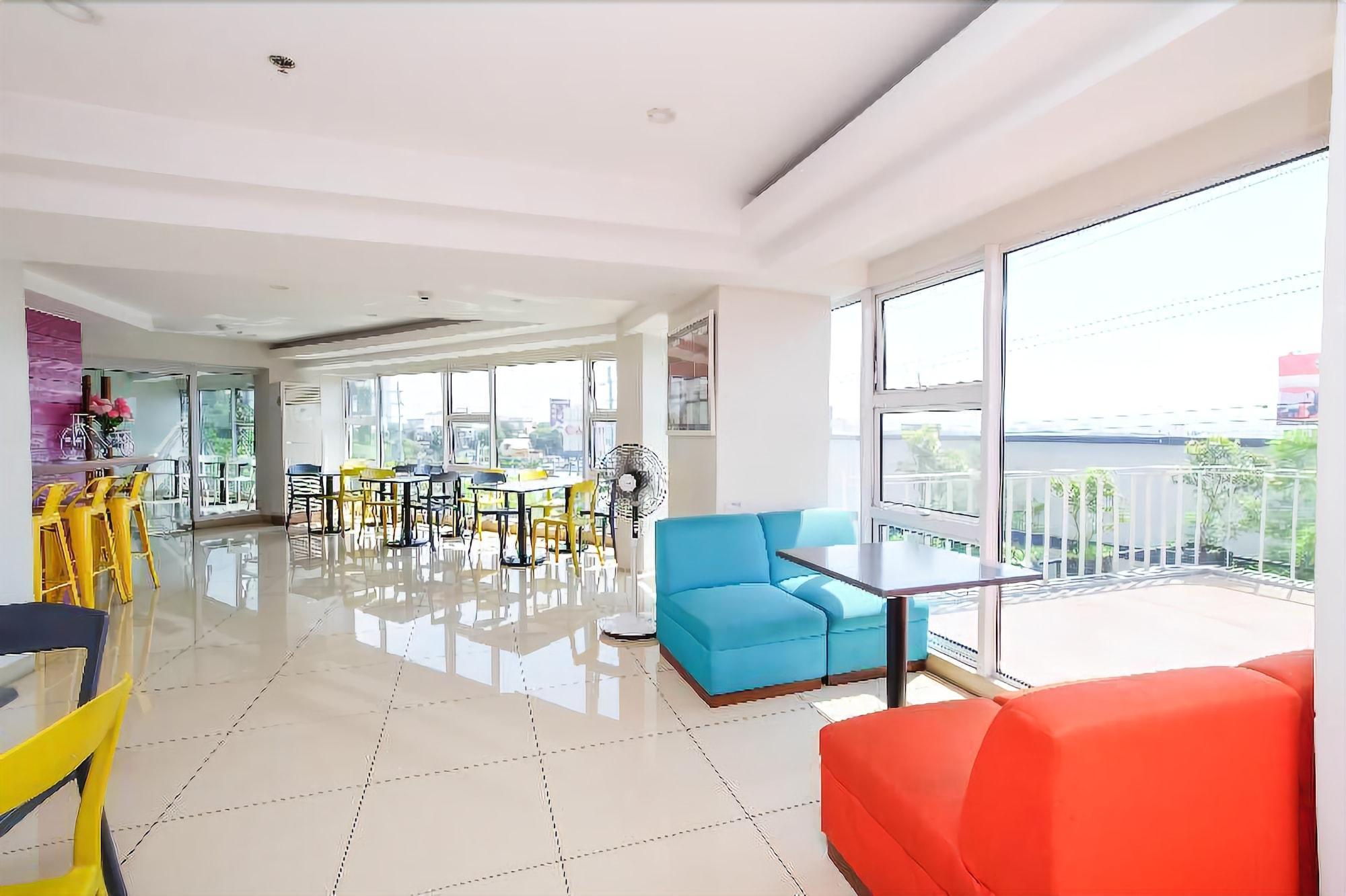 Myspace Hotel @Bgc Pasig City Exterior photo