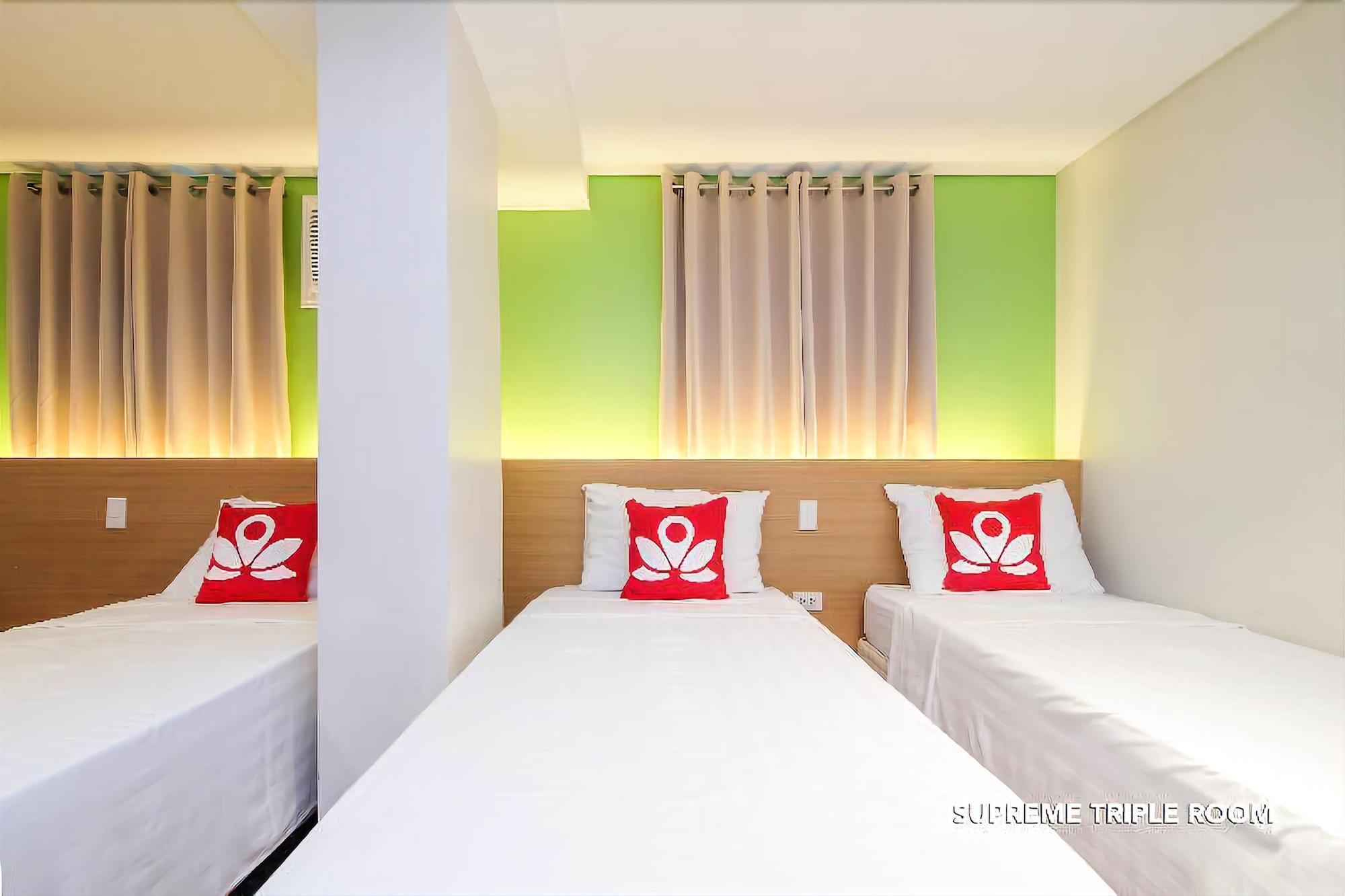Myspace Hotel @Bgc Pasig City Exterior photo