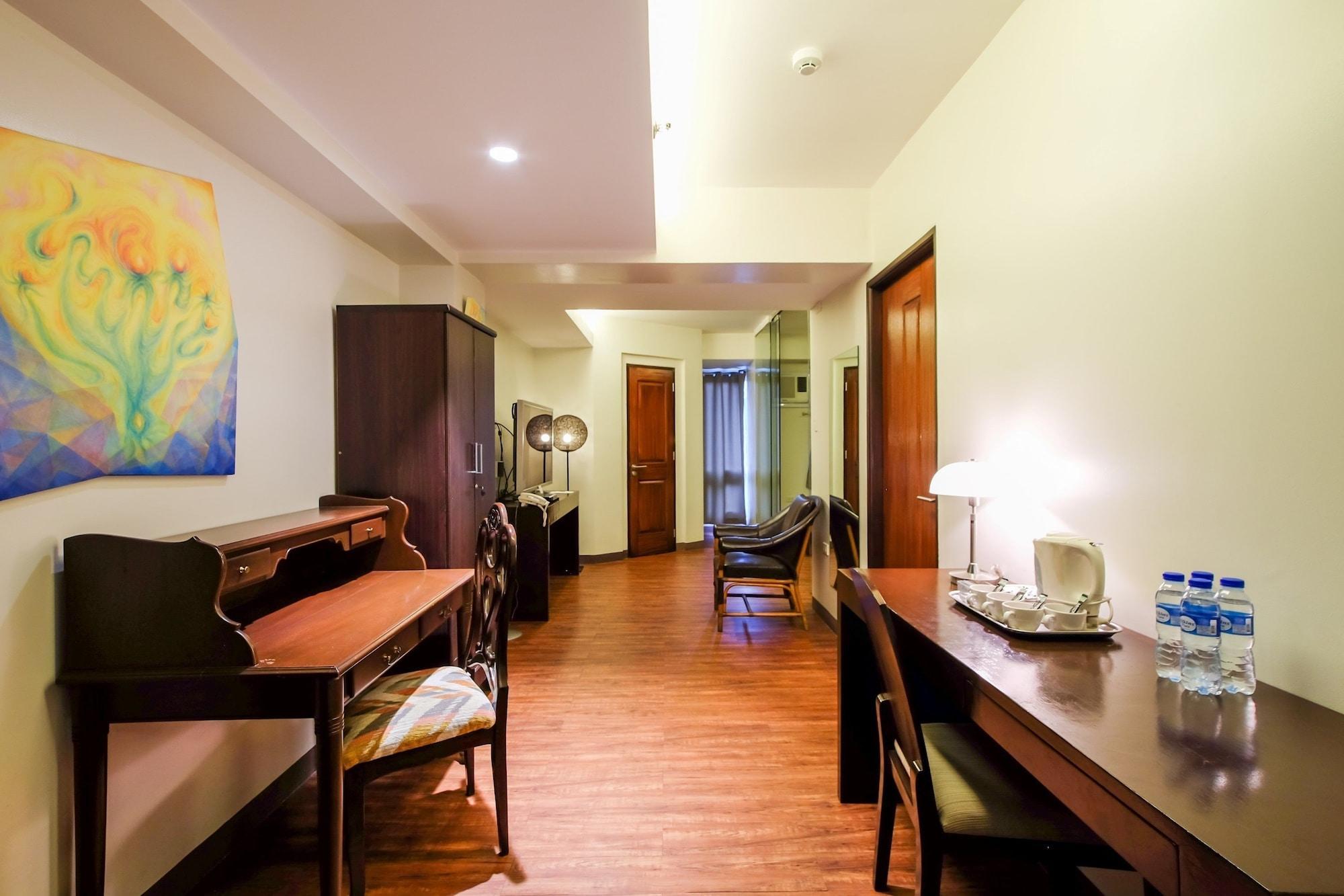 Myspace Hotel @Bgc Pasig City Exterior photo